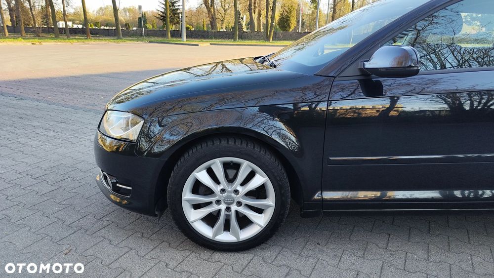 Audi A3 Sportback 2.0 TDI Ambition - 4