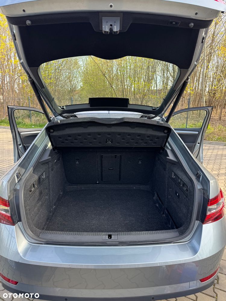 Skoda Superb 1.8 TSI DSG Style - 9