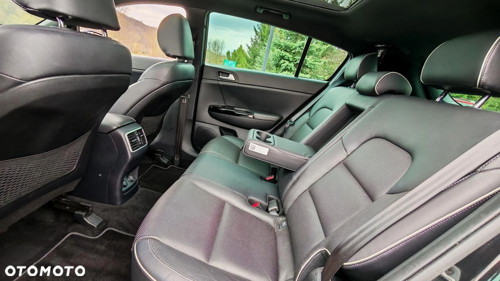 Kia Sportage 1.6 T-GDI AWD GT LINE - 24