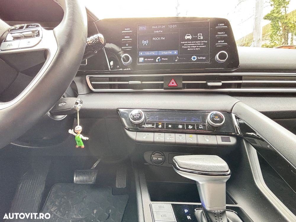 Hyundai Elantra 1.6 l 123 CP CVT Highway - 16