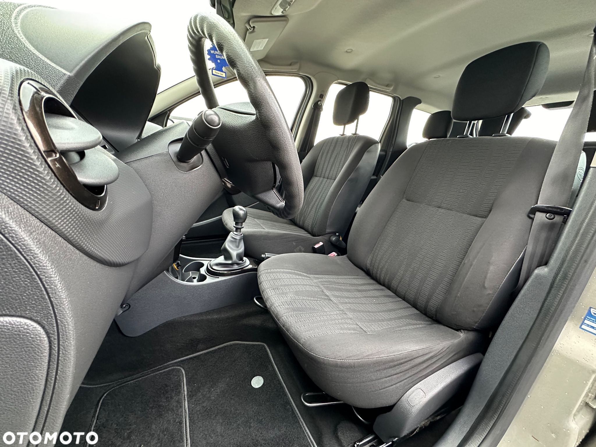 Dacia Duster 1.5 dCi Laureate - 11
