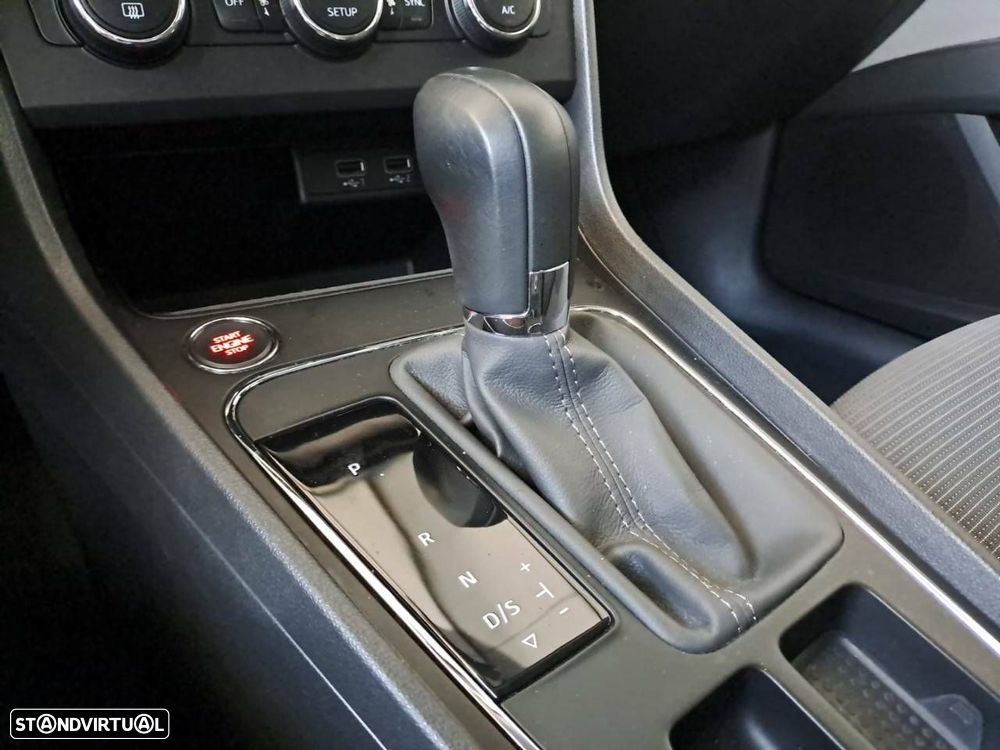 SEAT Leon 1.6 TDI Style DSG S/S - 19