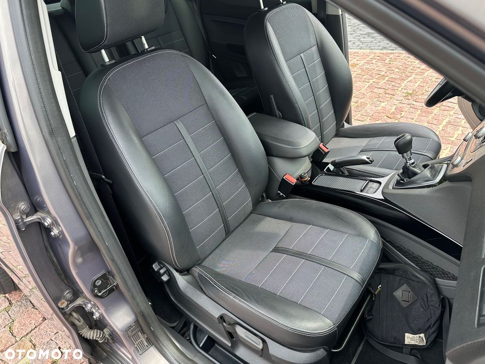 Ford Kuga 2.0 TDCi 4x4 Titanium - 8