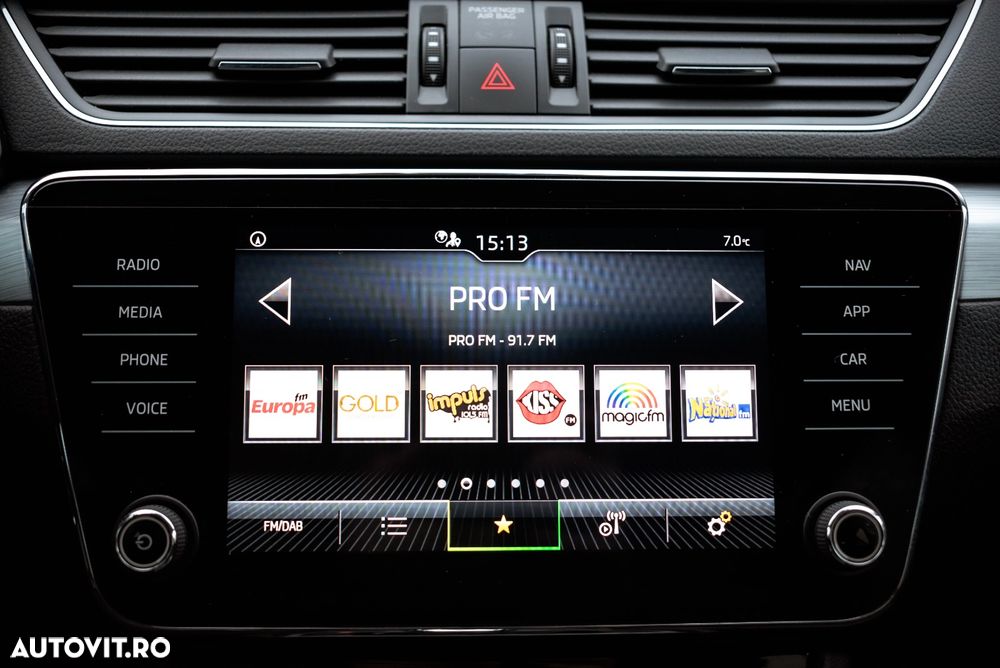 Skoda Superb 2.0 TDI DSG Style - 29