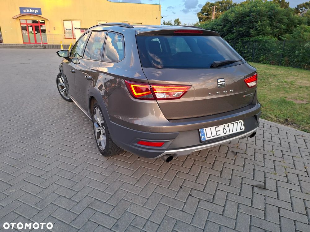 Seat Leon 1.8 TSI Xcellence S&S DSG - 6