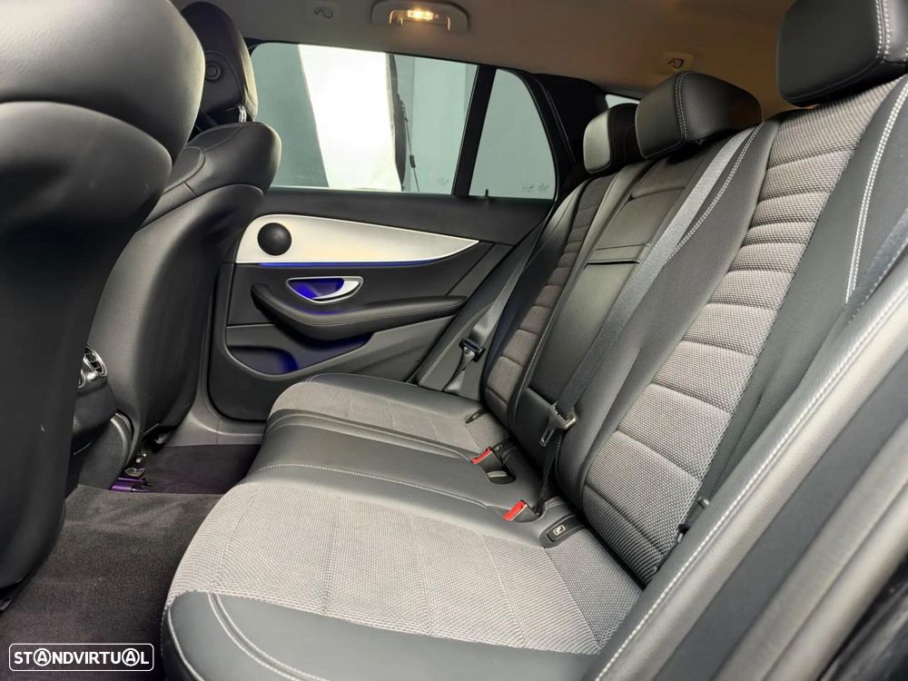 Mercedes-Benz E 300 de 4Matic 9G-TRONIC Avantgarde - 17