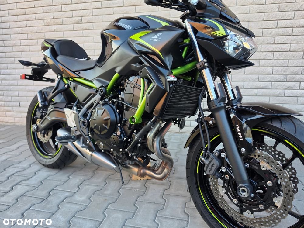 Kawasaki Z 650 - 15