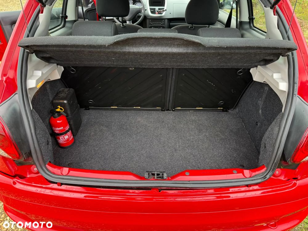 Peugeot 206 - 9