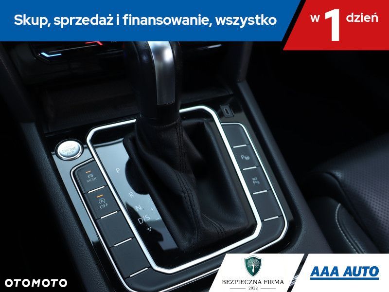 Volkswagen Passat Variant - 18