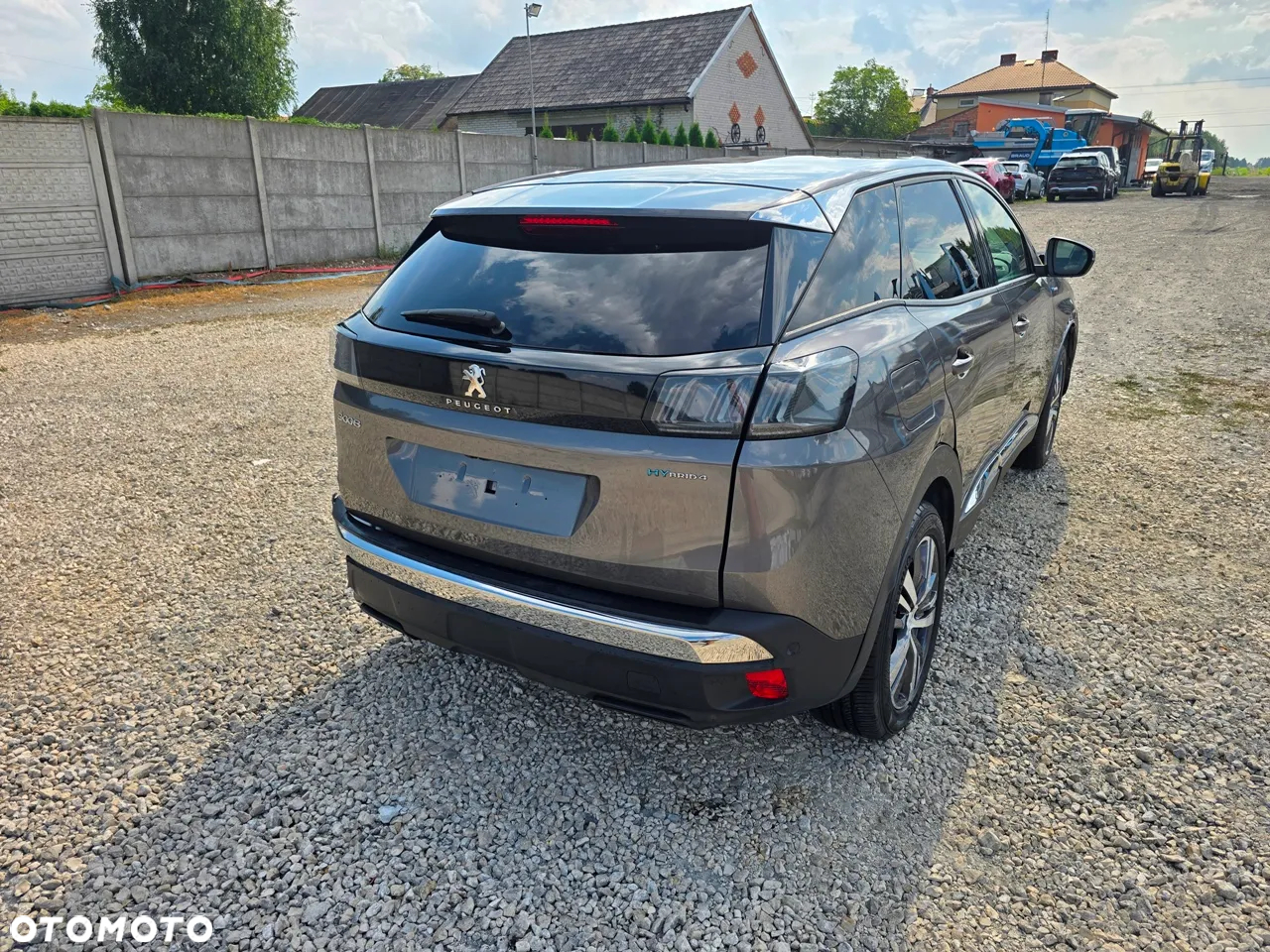 Peugeot 3008 1.6 PureTech Hybrid4 PHEV Allure S&S EAT8 - 8