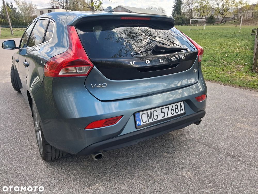 Volvo V40 D3 - 4