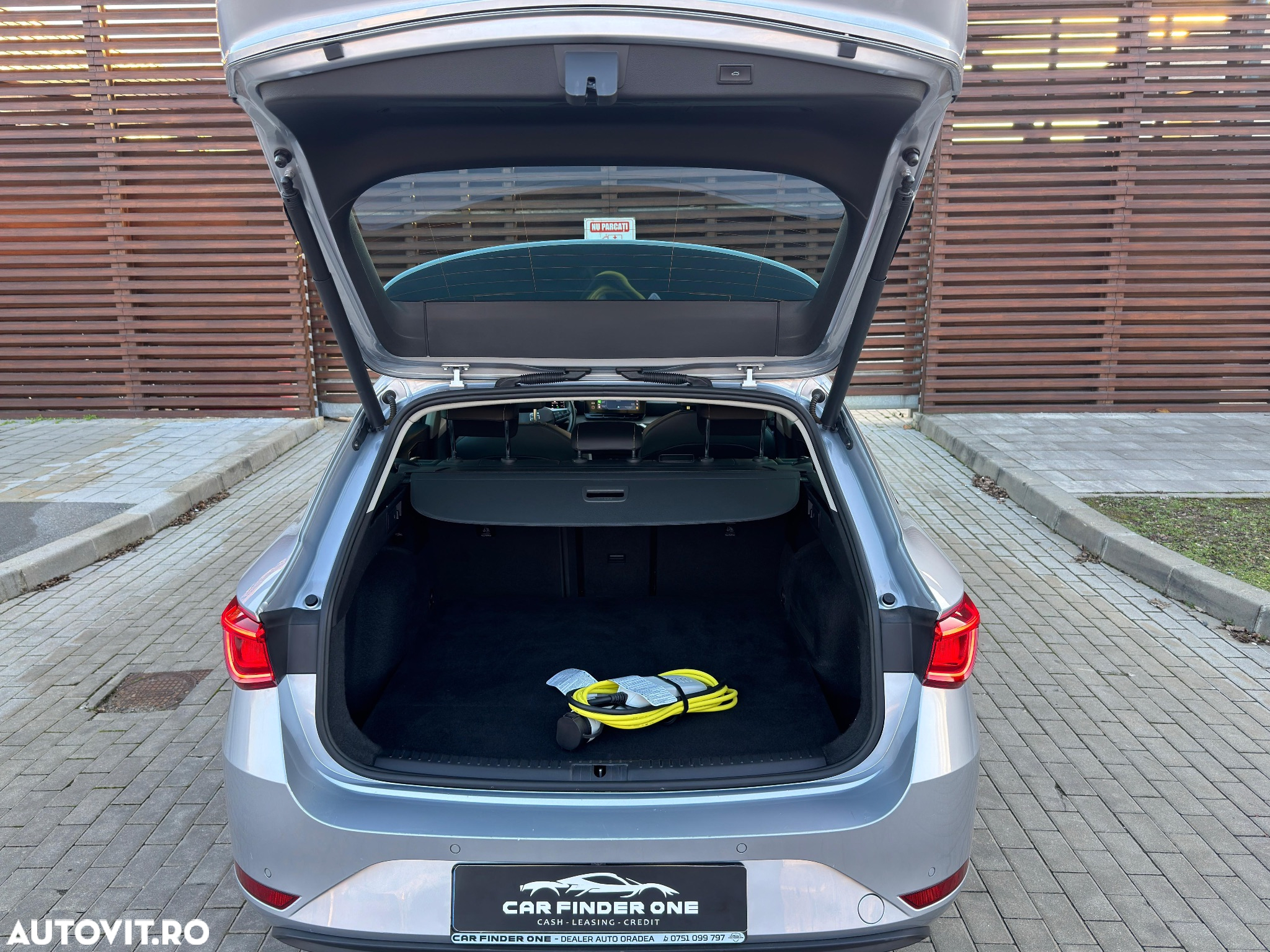 Seat Leon Sportstourer 1.4 e-Hybrid DSG Xcellence Plus - 39