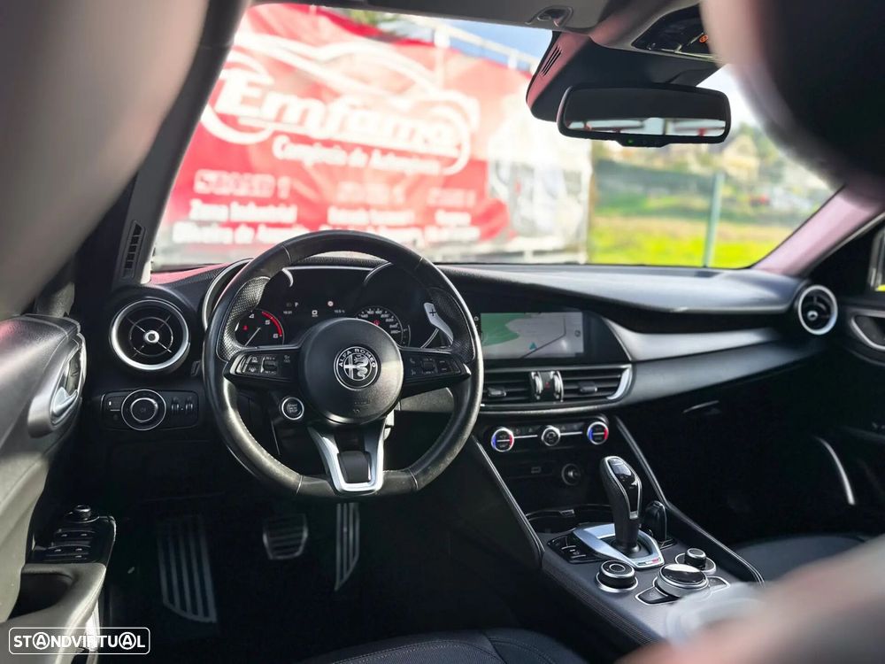 Alfa Romeo Giulia 2.2 D Sprint AT8 - 20