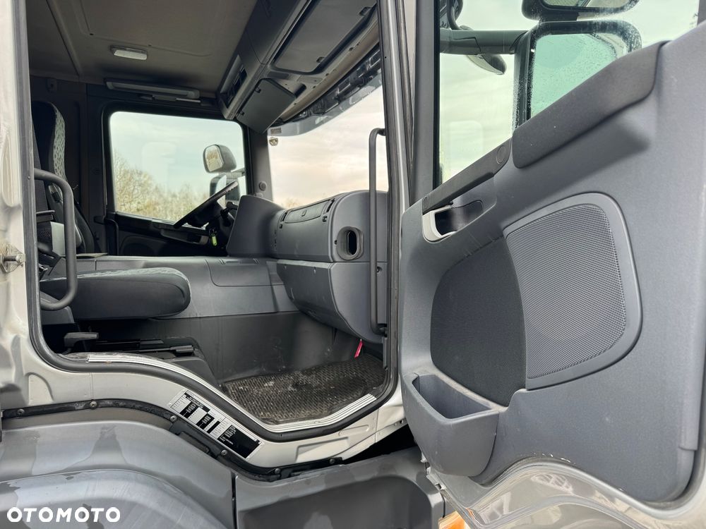 Scania P320 AdBlue bez EGR FURGON WINDA Import Francja - 25