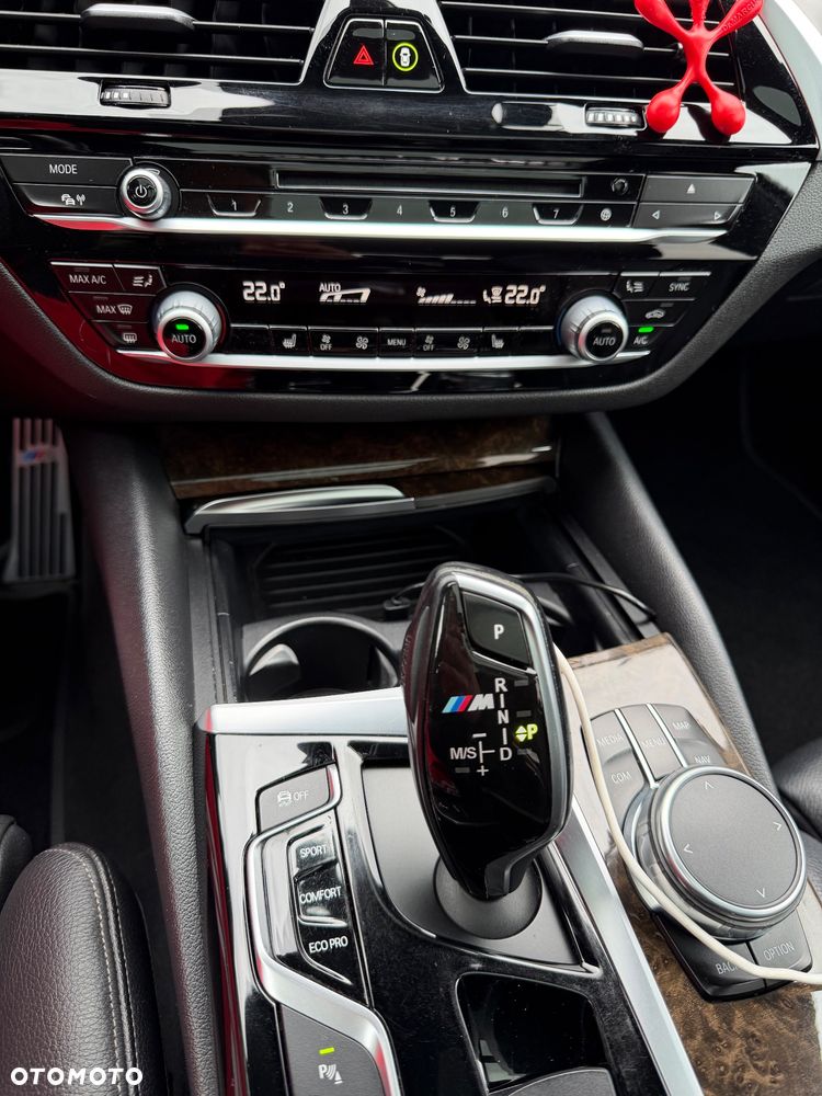 BMW Seria 5 540d xDrive Sport Line sport - 13