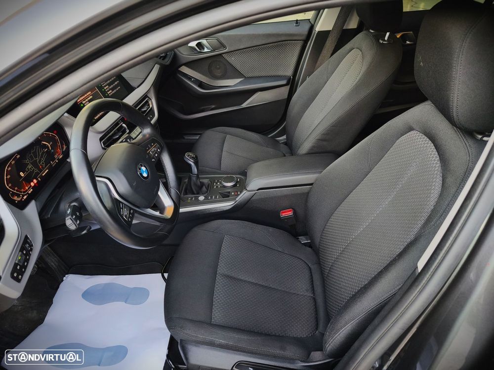 BMW 116 i Line Luxury - 9