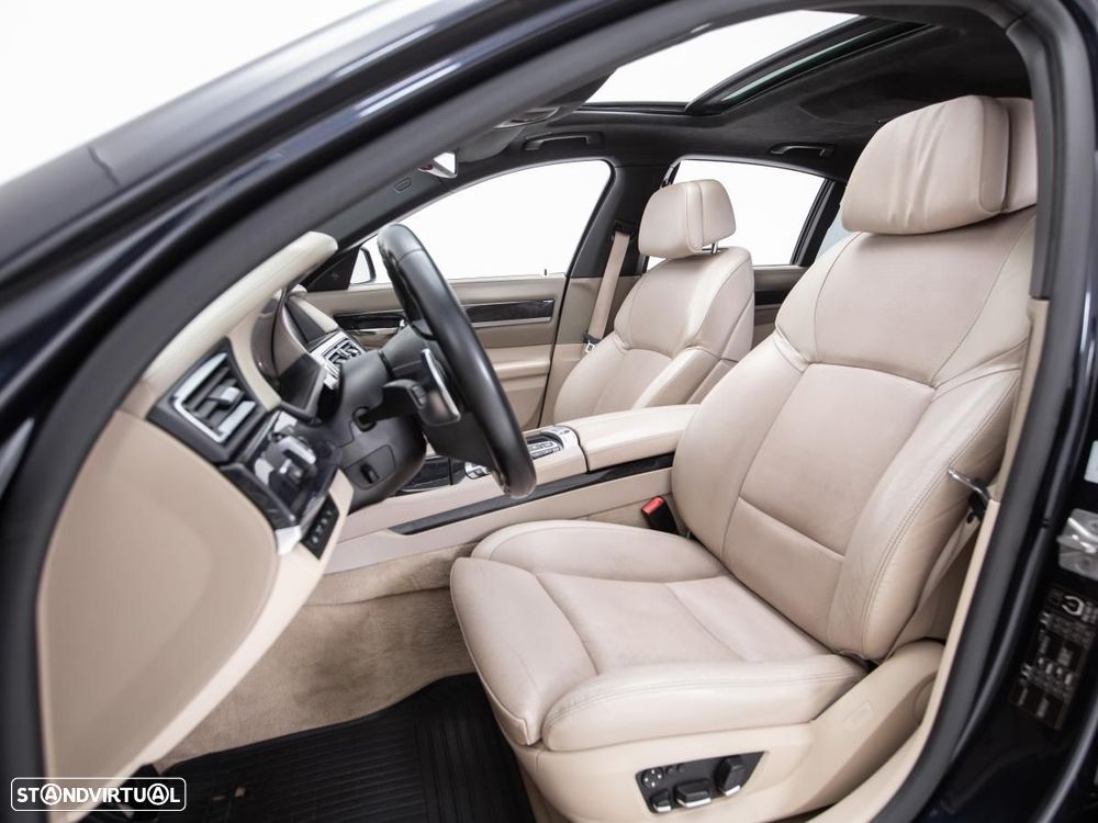 BMW 740 - 10