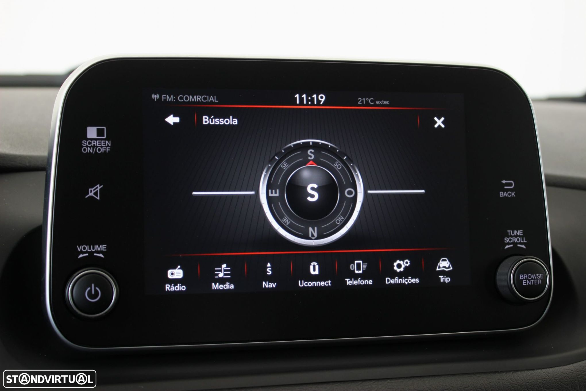 Fiat Tipo Station Wagon 1.3 M-Jet Lounge - 32