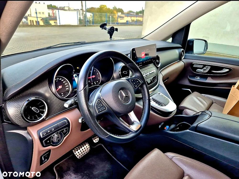 Mercedes-Benz Klasa V 300 d 4-Matic 9G-Tronic Exclusive (d³ugi) - 12