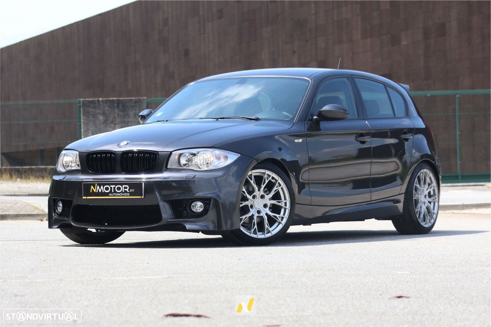 BMW 120 iA - 1