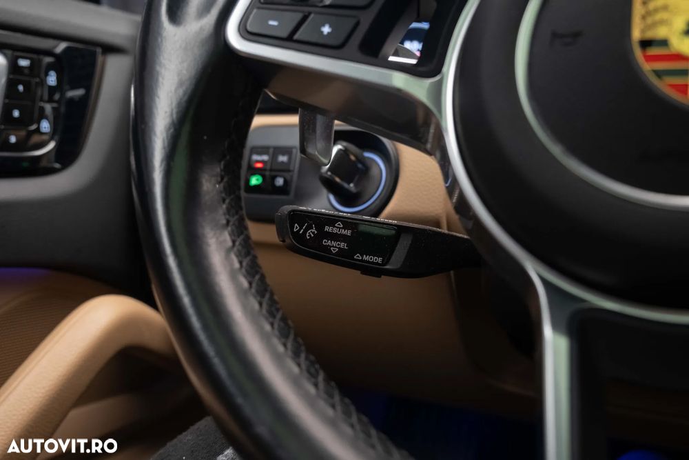 Porsche Cayenne Tiptronic S - 16