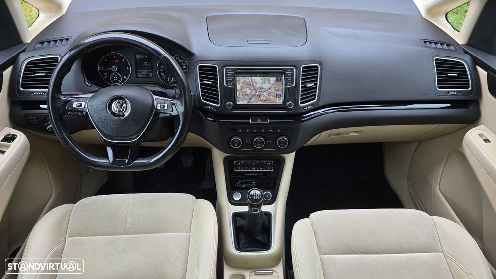 VW Sharan 2.0 TDI Blue Highline - 13