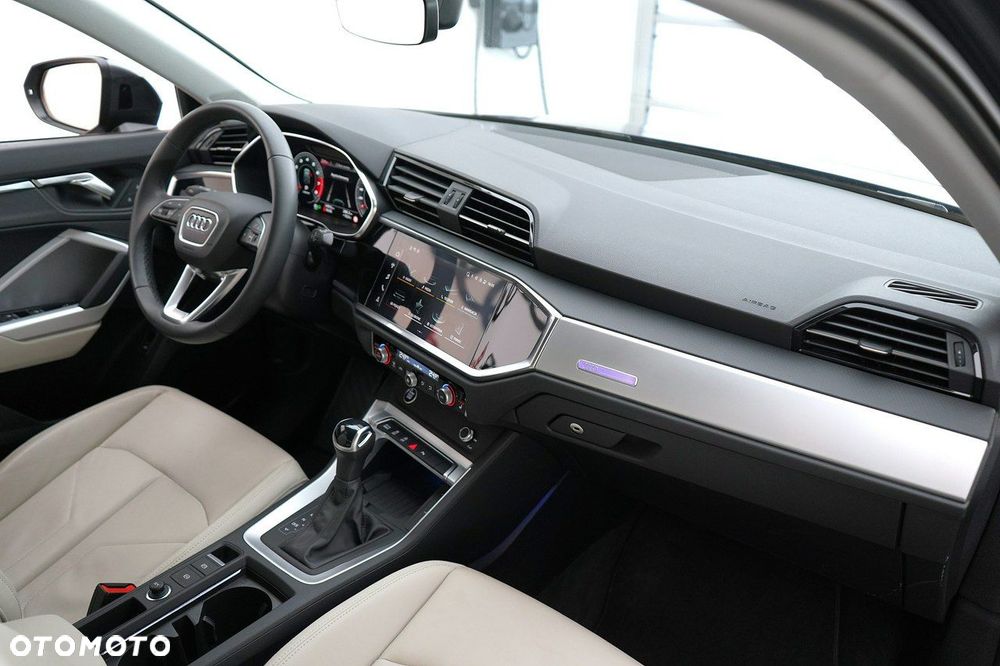 Audi Q3 Sportback - 29