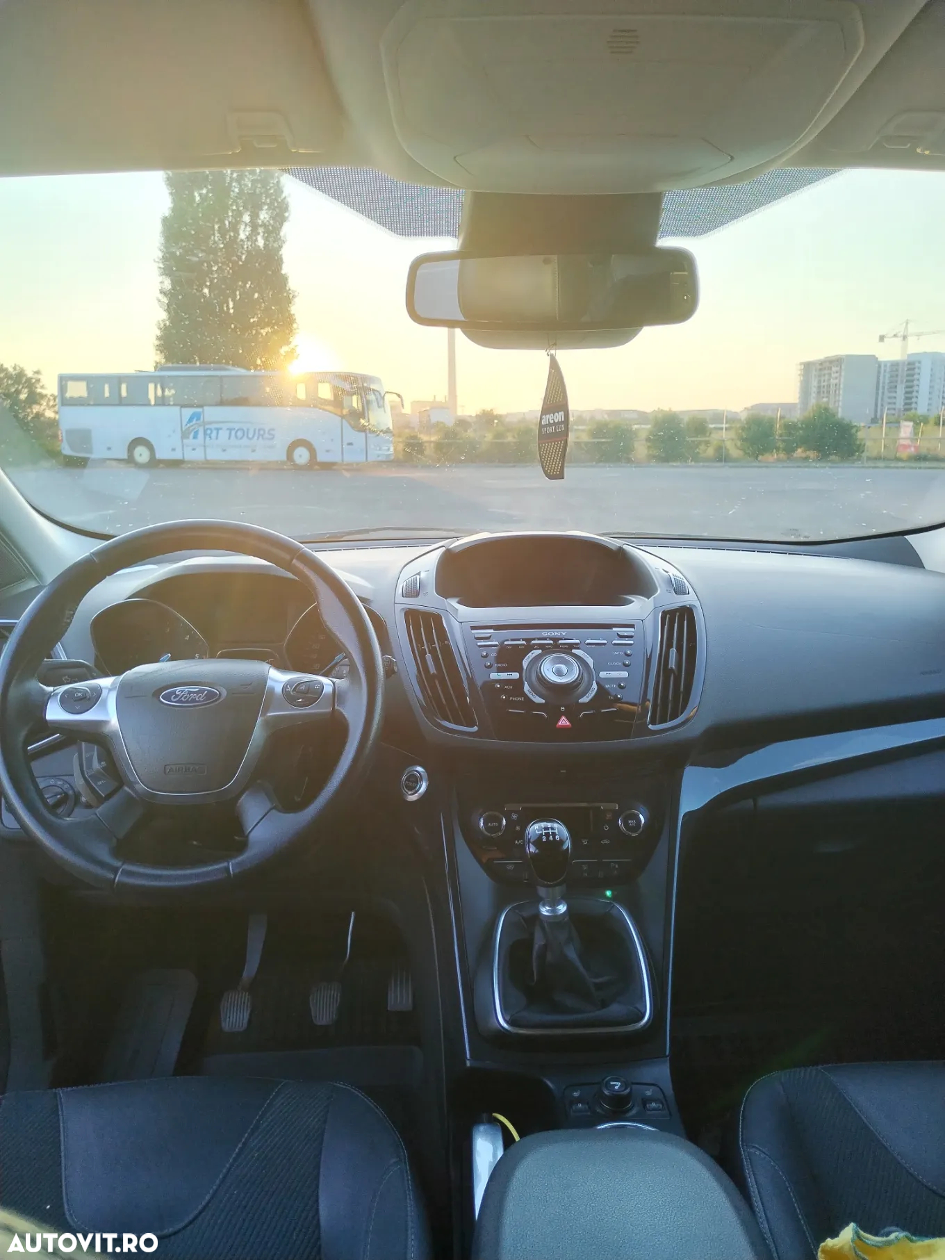 Ford Kuga 2.0 TDCi 4WD Titanium - 12