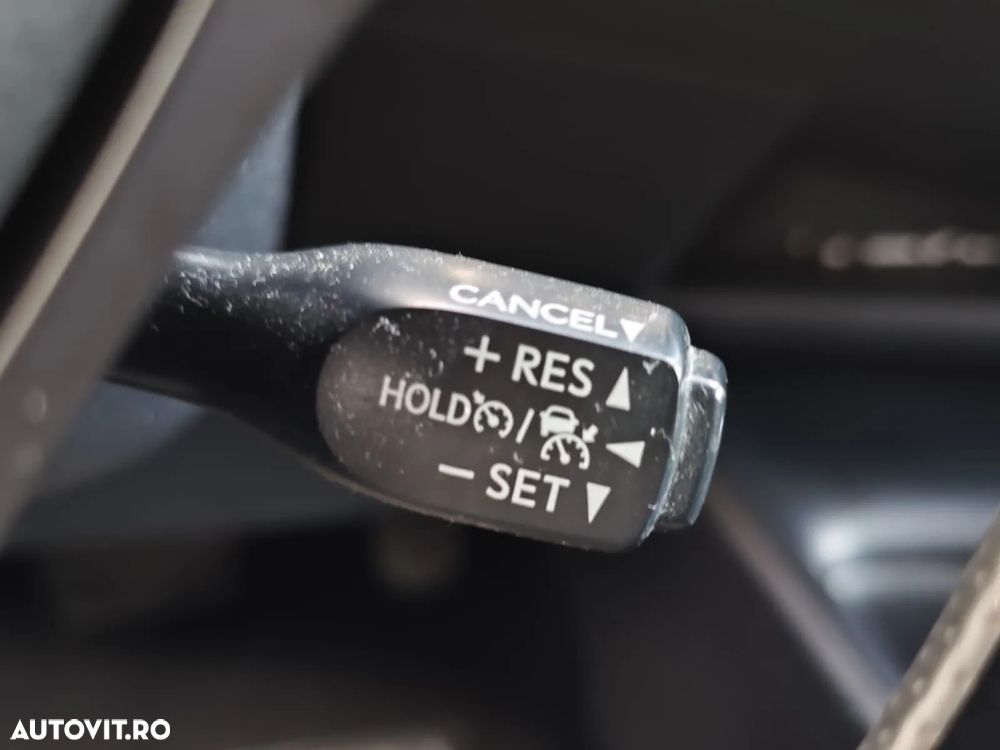 Toyota C-HR 1.8 HSD 122 CP 4x2 CVT C-enter - 25