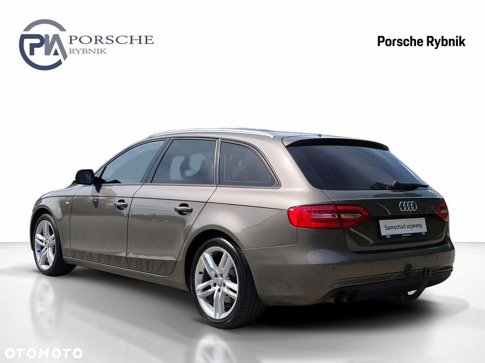 Audi A4 Avant - 4