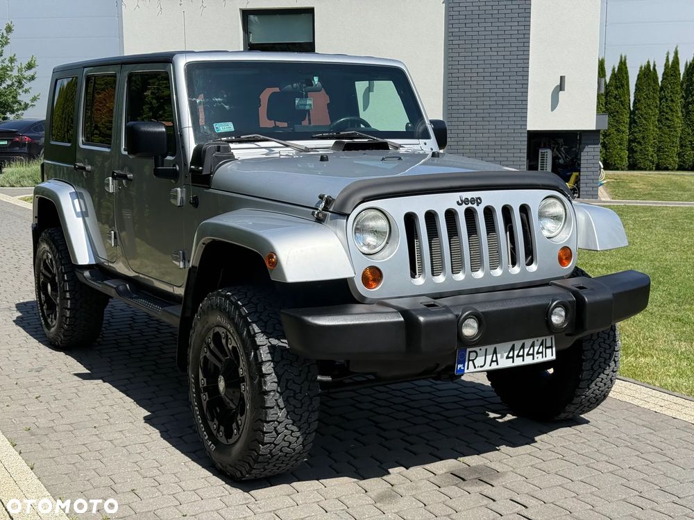 Jeep Wrangler Unlimited 3.8 Sahara - 4
