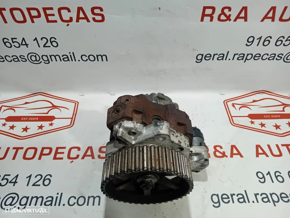 Bomba Injetora / Bomba de Injeção /Alta Pressão 1.9 DCI Ref 044501075  ou 8200108225 Original - 9