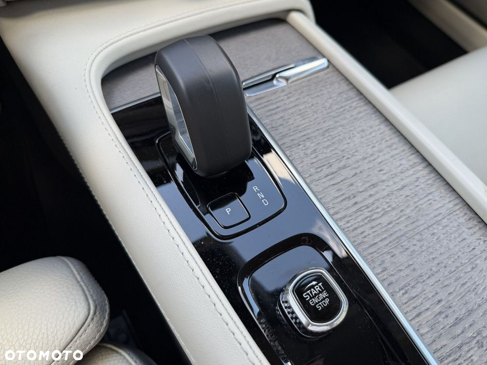 Volvo V90 B4 D Plus Dark - 35