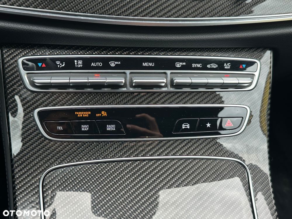 Mercedes-Benz Klasa E AMG 53 4Matic AMG Speedshift TCT-9G - 28