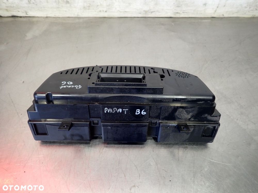 LICZNIK VOLKSWAGEN PASSAT B6 2.0 A2C53042108 A2C53117395 - 2