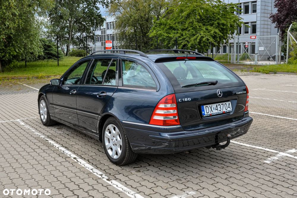 Mercedes-Benz Klasa C 180 T Kompressor Automatik Elegance - 3
