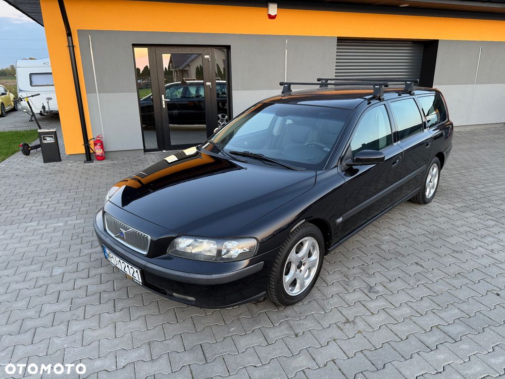 Volvo V70 2.4 D Momentum - 12