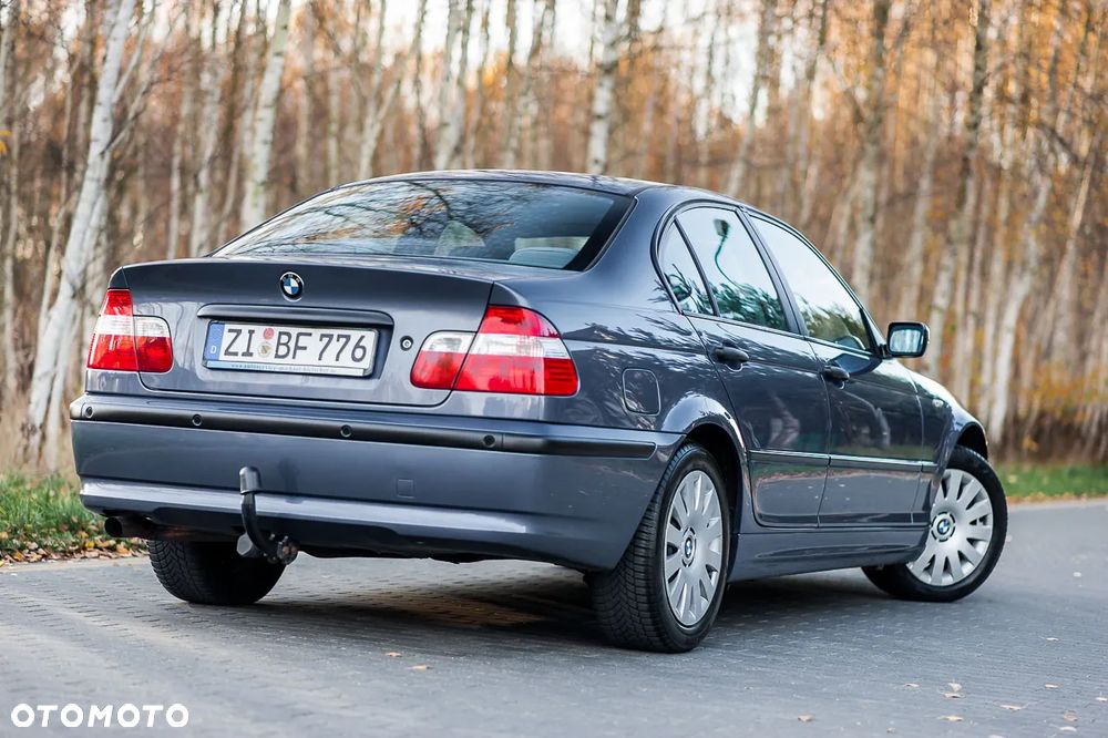 BMW Seria 3 - 35