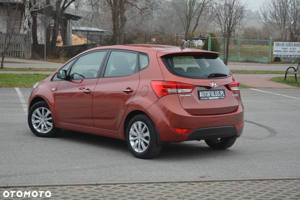 Hyundai ix20 - 15