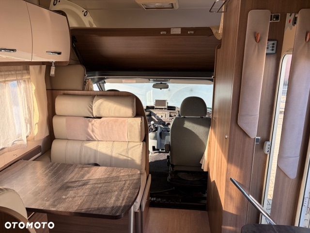 Ford Challanger - 14