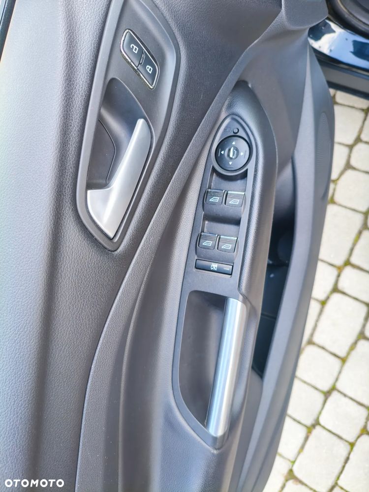 Ford Kuga 2.0 TDCi 4WD Titanium - 10