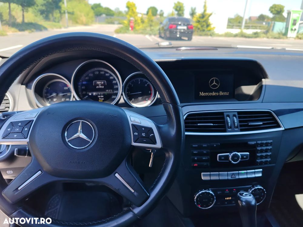 Mercedes-Benz C - 7