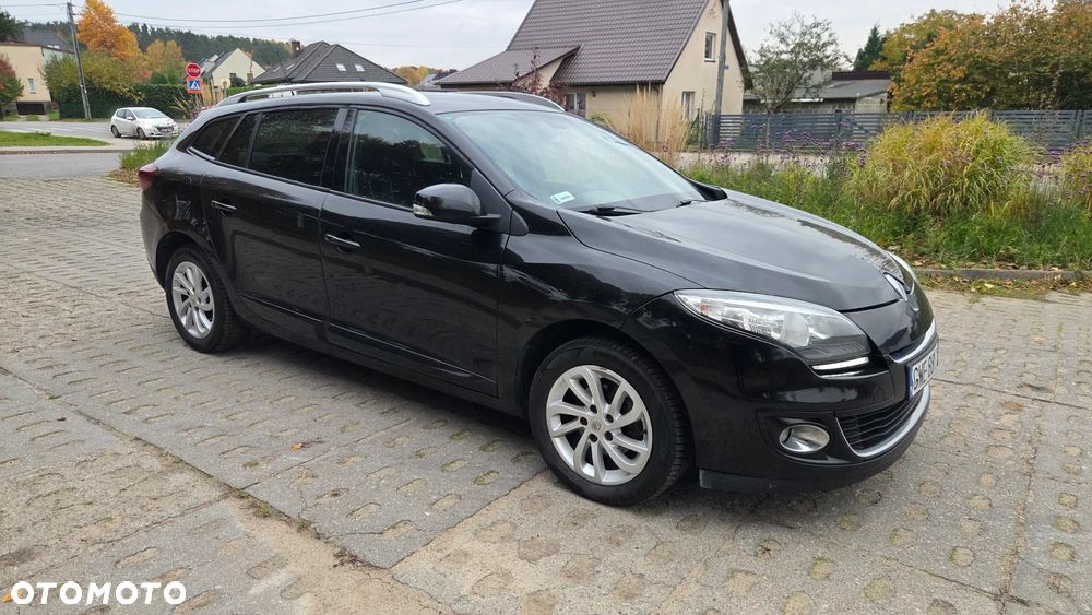 Renault Megane 2012 photo 2