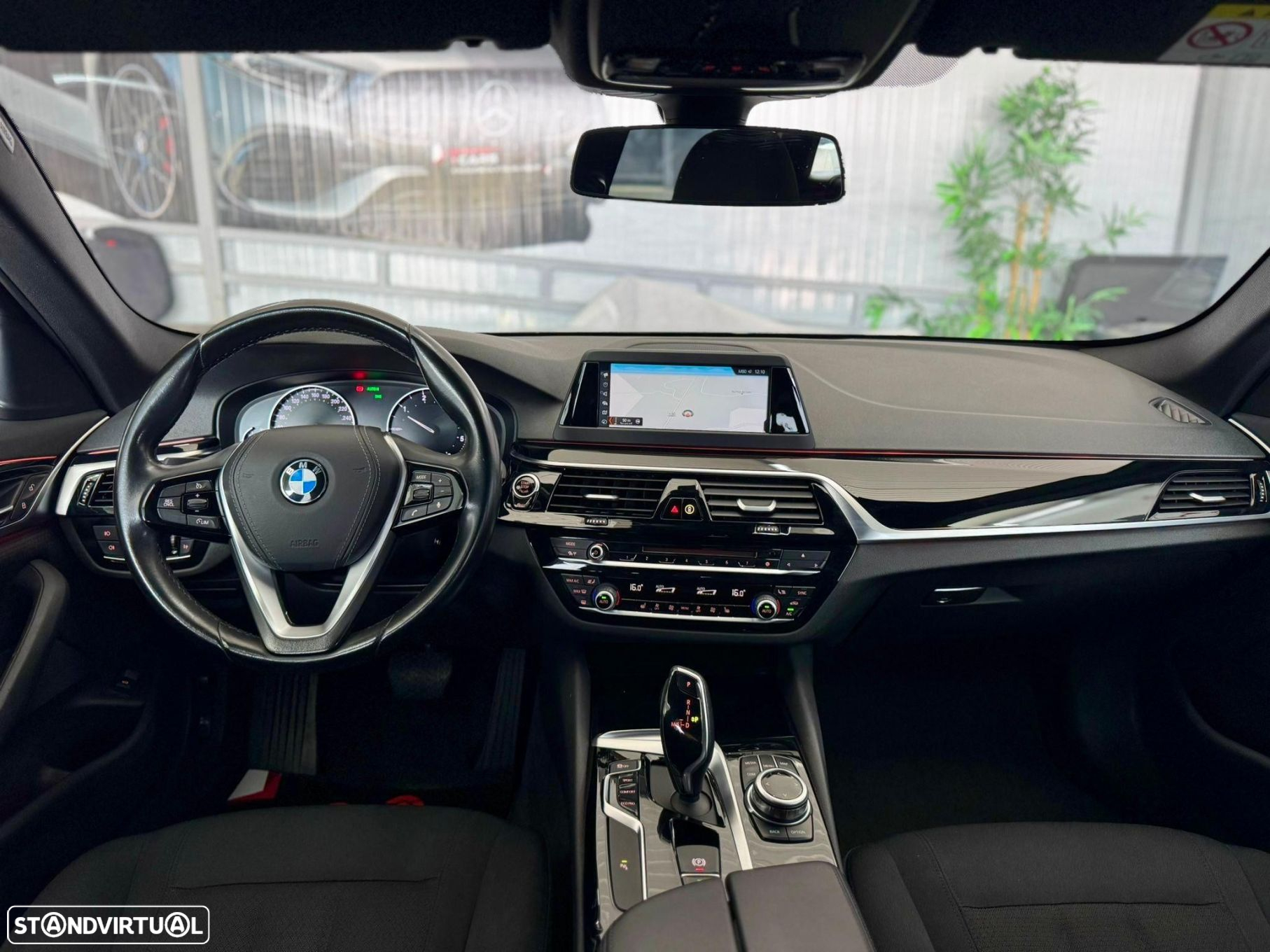 BMW 520 d Touring Aut. Luxury Line - 12