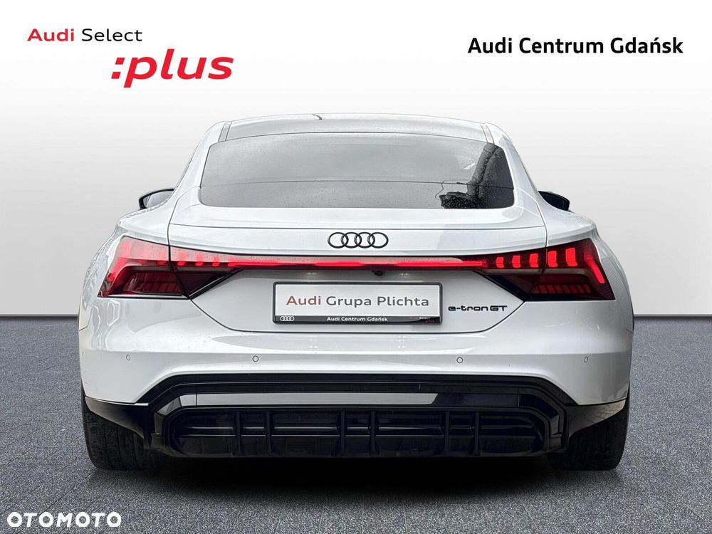 Audi e-tron GT - 4