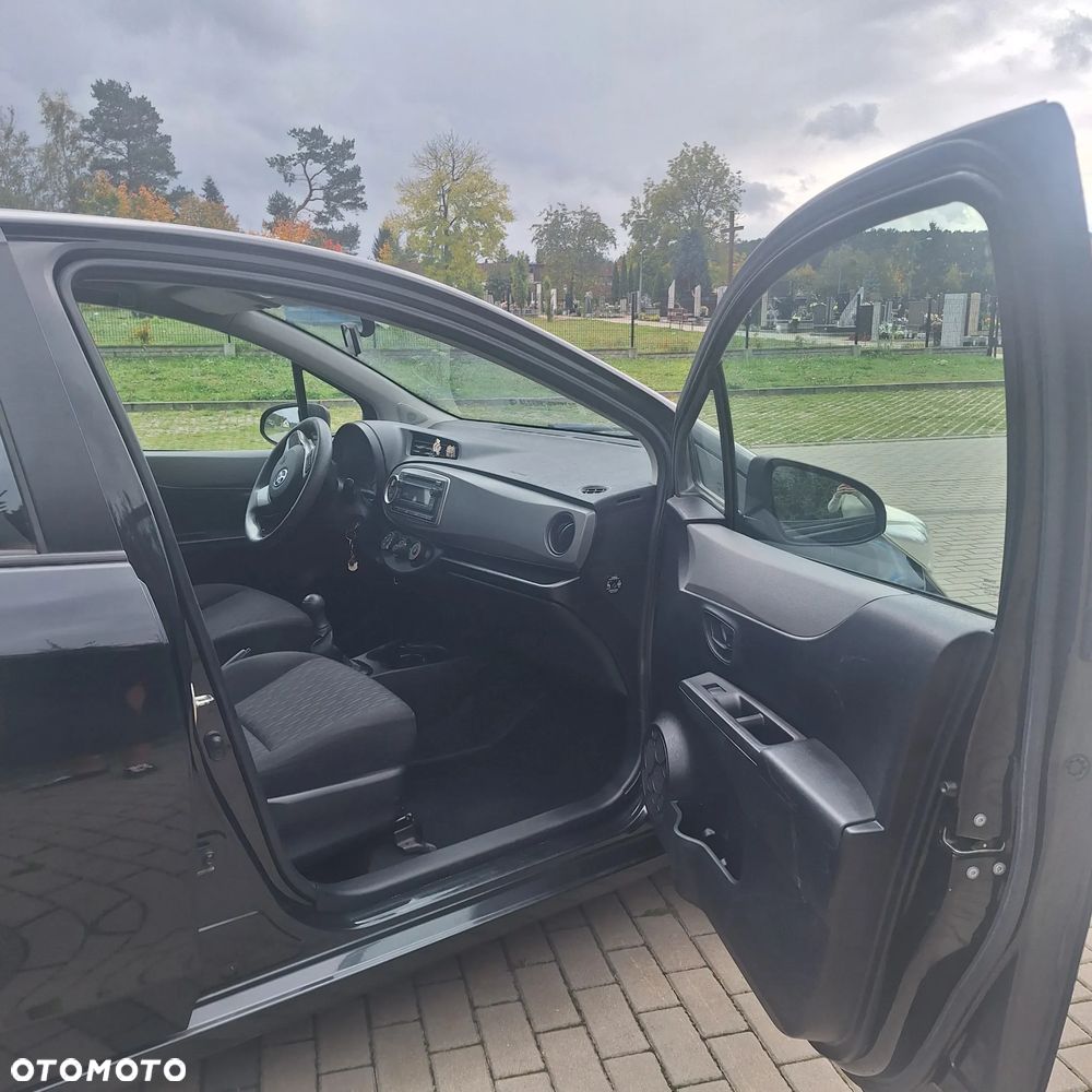 Toyota Yaris - 9