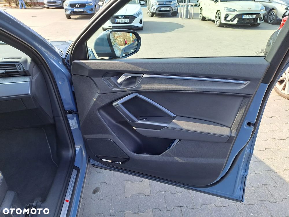 Audi Q3 Sportback 45 TFSI quattro S tronic S line - 28