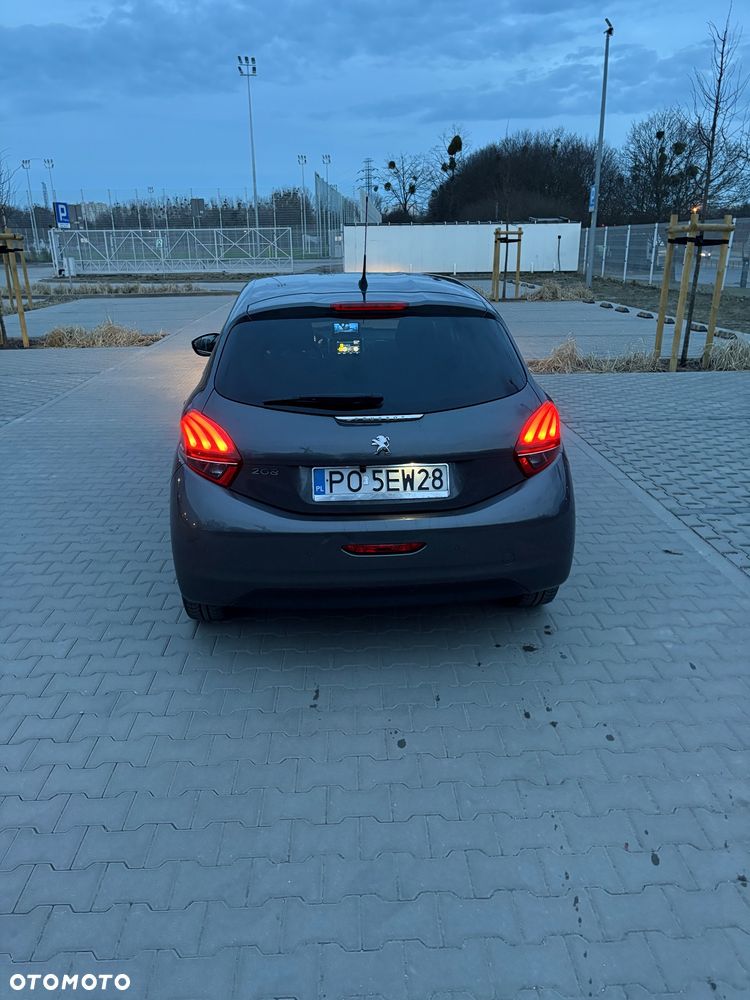 Peugeot 208 1.2 PureTech Active - 10