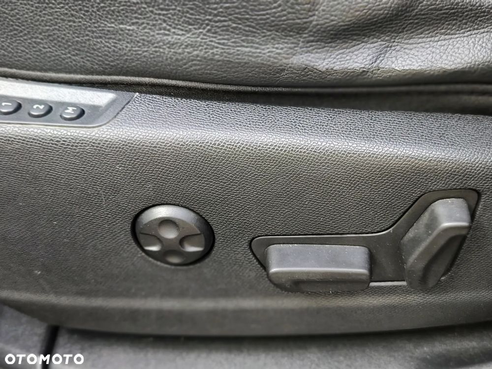 DS Automobiles DS 7 Crossback 1.6 PureTech Performance Line + - 20