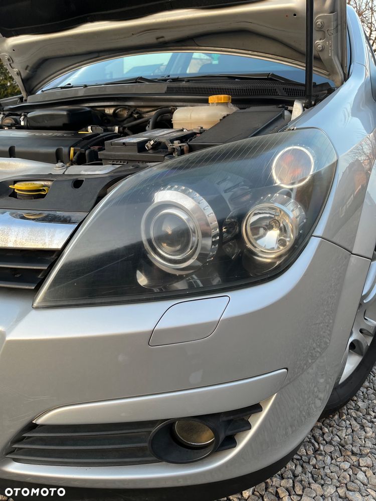 Opel Astra 1.6 Cosmo - 17